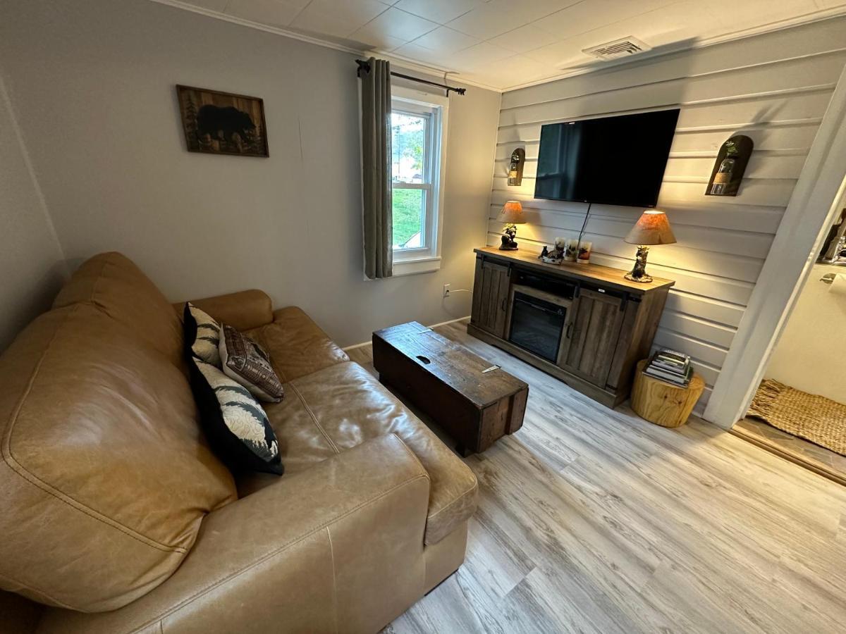 Escape To A Streamside Cabin In The Lower Catskills Wurtsboro Bagian luar foto